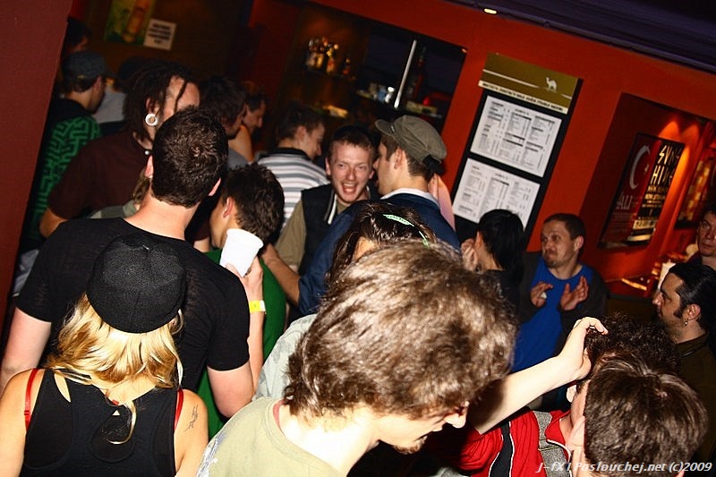 koncert: WWW - KŘEST CD - Úterý 12. 5. 2009